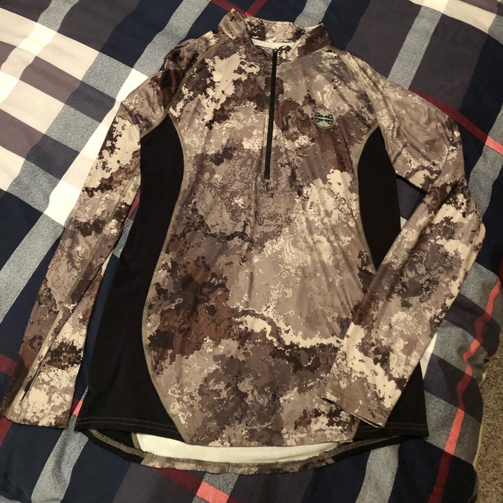 Girls With Guns half zip